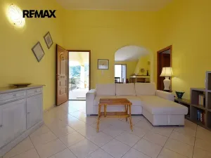 Prodej bytu 6+kk a větší, Teulada, Itálie, 135 m2
