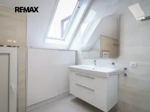 Prodej vily, Slaný, Máchova, 352 m2