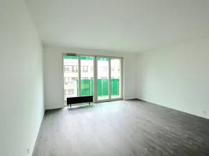Pronájem bytu 1+kk, Praha - Vršovice, Altajská, 35 m2