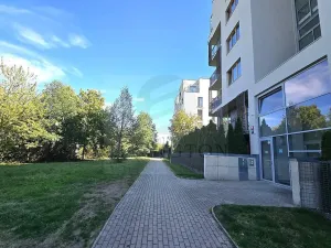 Pronájem bytu 2+kk, Praha - Hrdlořezy, Nad Smetankou, 65 m2