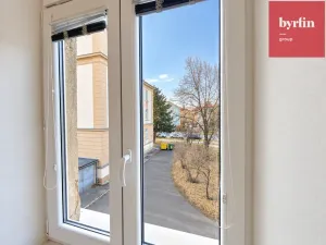 Pronájem bytu 2+1, Opava, Horovo náměstí, 79 m2