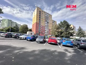Prodej bytu 2+1, Chomutov, Holešická, 62 m2