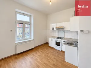 Pronájem bytu 2+1, Opava, Horovo náměstí, 79 m2