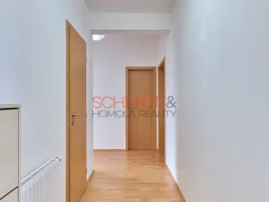 Prodej bytu 3+kk, Hustopeče, U Větrolamu, 73 m2