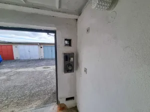 Pronájem garáže, České Budějovice - České Budějovice 5, Karla Uhlíře, 19 m2