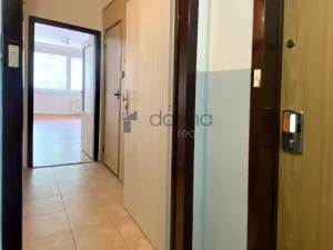 Pronájem bytu 1+kk, Praha, Božetická, 29 m2