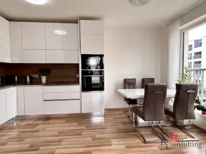 Prodej bytu 3+kk, Praha - Uhříněves, Karla Guta, 65 m2