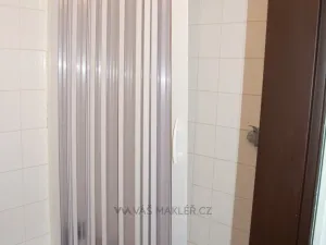 Pronájem skladu, Praha - Karlín, Pobřežní, 91 m2