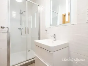 Pronájem bytu 3+kk, Praha - Nusle, Pujmanové, 69 m2