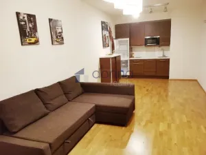 Pronájem bytu 2+kk, Praha, Jeseniova, 58 m2