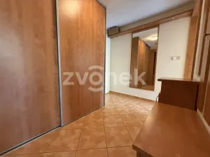 Pronájem bytu 2+kk, Zlín, Osvoboditelů, 50 m2