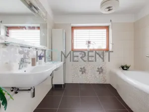 Pronájem vily, Nučice, Krahulovská, 240 m2