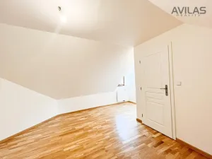 Prodej bytu 3+kk, Týnec nad Sázavou, Pod Hradištěm, 87 m2