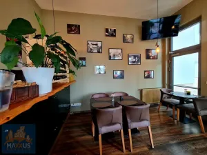 Pronájem restaurace, Praha - Kobylisy, Čumpelíkova, 82 m2