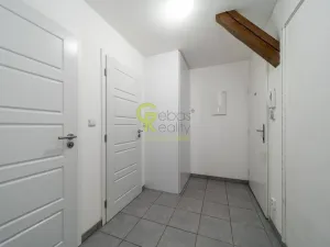 Prodej bytu 2+kk, Praha - Braník, Branická, 60 m2
