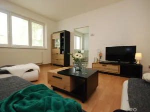 Pronájem bytu 3+1, Drnholec, Hrušovanská, 80 m2