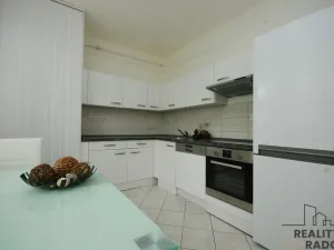Pronájem bytu 3+1, Drnholec, Hrušovanská, 80 m2