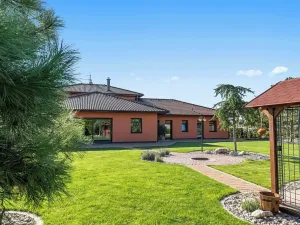 Prodej rodinného domu, Velké Přítočno, Sluneční, 350 m2