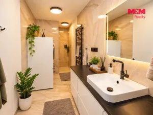 Prodej rodinného domu, Nová Bystřice, Mírové nám., 320 m2