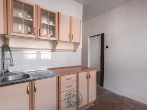 Prodej bytu 2+1, Sokolov, Heyrovského, 52 m2