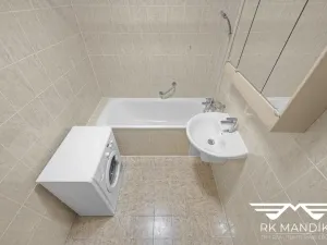 Pronájem bytu 3+1, Praha - Troja, Lublinská, 63 m2