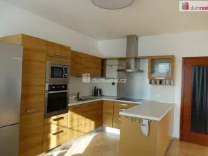 Prodej bytu 2+kk, Bystřice, 68 m2