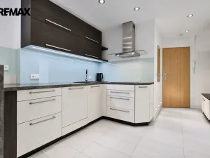 Prodej bytu 3+kk, Pardubice - Zelené Předměstí, Jana Palacha, 94 m2