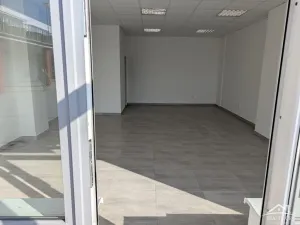 Pronájem obchodního prostoru, Jihlava, Březinova, 47 m2