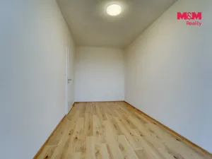 Pronájem bytu 2+kk, Plzeň - Jižní Předměstí, Poděbradova, 44 m2