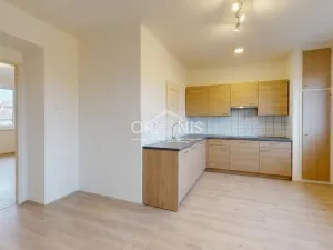 Prodej bytu 2+1, Měcholupy - Želeč, 64 m2