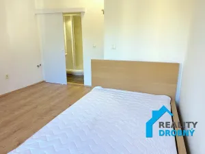 Pronájem bytu 1+kk, Děčín, Nerudova, 20 m2