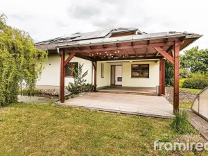 Prodej rodinného domu, Ohrobec, Krátká, 400 m2
