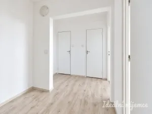 Pronájem bytu 2+kk, Brno - Židenice, Blatnická, 46 m2
