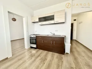Pronájem bytu 1+1, Klášterec nad Ohří, Dlouhá, 35 m2