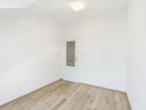 Pronájem bytu 3+kk, Praha - Vinohrady, Římská, 74 m2