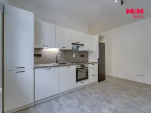 Pronájem bytu 2+1, Plzeň - Doudlevce, Šípková, 88 m2