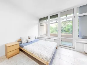 Prodej bytu 1+kk, Praha - Zbraslav, Spojařů, 32 m2