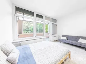 Prodej bytu 1+kk, Praha - Zbraslav, Spojařů, 32 m2
