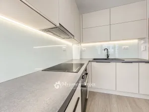 Pronájem bytu 1+1, Znojmo, Tovární, 49 m2