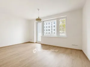 Pronájem bytu 1+1, Znojmo, Tovární, 49 m2