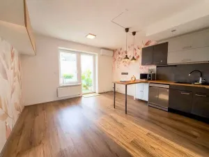 Pronájem bytu 3+kk, Brno - Žebětín, Přírodní, 57 m2