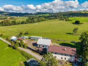 Prodej vícegeneračního domu, Veselá, 265 m2