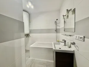Pronájem bytu 4+kk, Zlín, Chmelnická, 96 m2