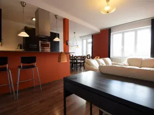 Pronájem bytu 2+kk, Praha - Vršovice, Vršovická, 76 m2