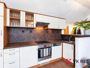 Prodej činžovního domu, Praha - Horní Počernice, Rožnovská, 569 m2