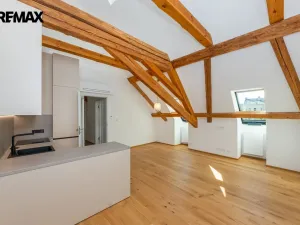 Pronájem bytu 2+kk, Praha - Nusle, Vrtbova, 62 m2