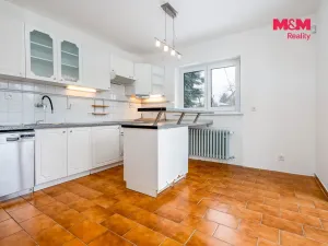 Prodej rodinného domu, Praha - Horní Počernice, Jasenná, 292 m2