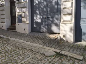 Pronájem garáže, Karlovy Vary, Moravská, 15 m2