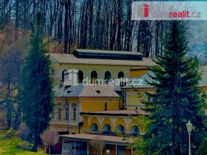 Prodej bytu 2+kk, Mariánské Lázně, Dusíkova, 76 m2