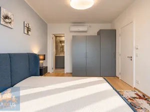 Pronájem bytu 2+kk, Praha - Holešovice, Jankovcova, 60 m2